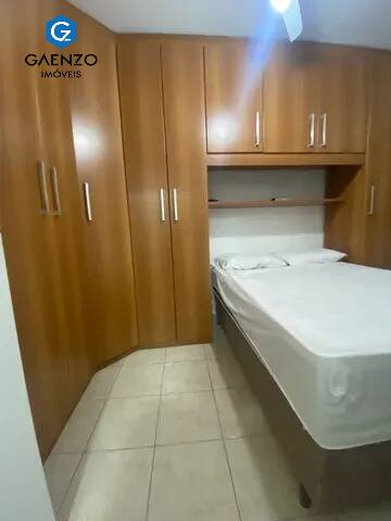 Apartamento à venda com 2 quartos, 63m² - Foto 11