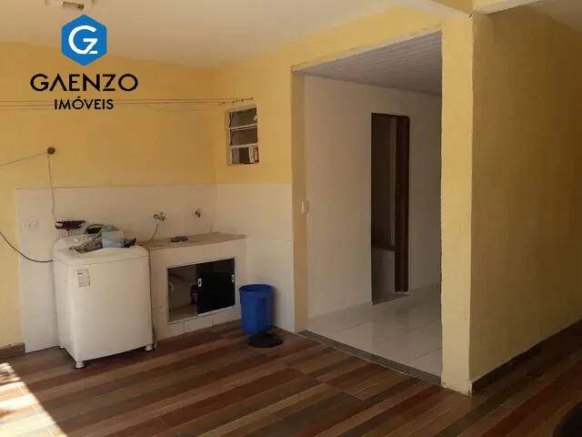 Casa à venda com 2 quartos, 130m² - Foto 9