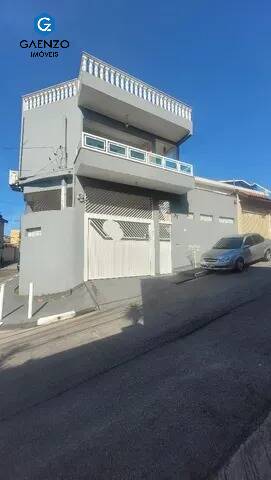 Sobrado à venda com 3 quartos, 160m² - Foto 1