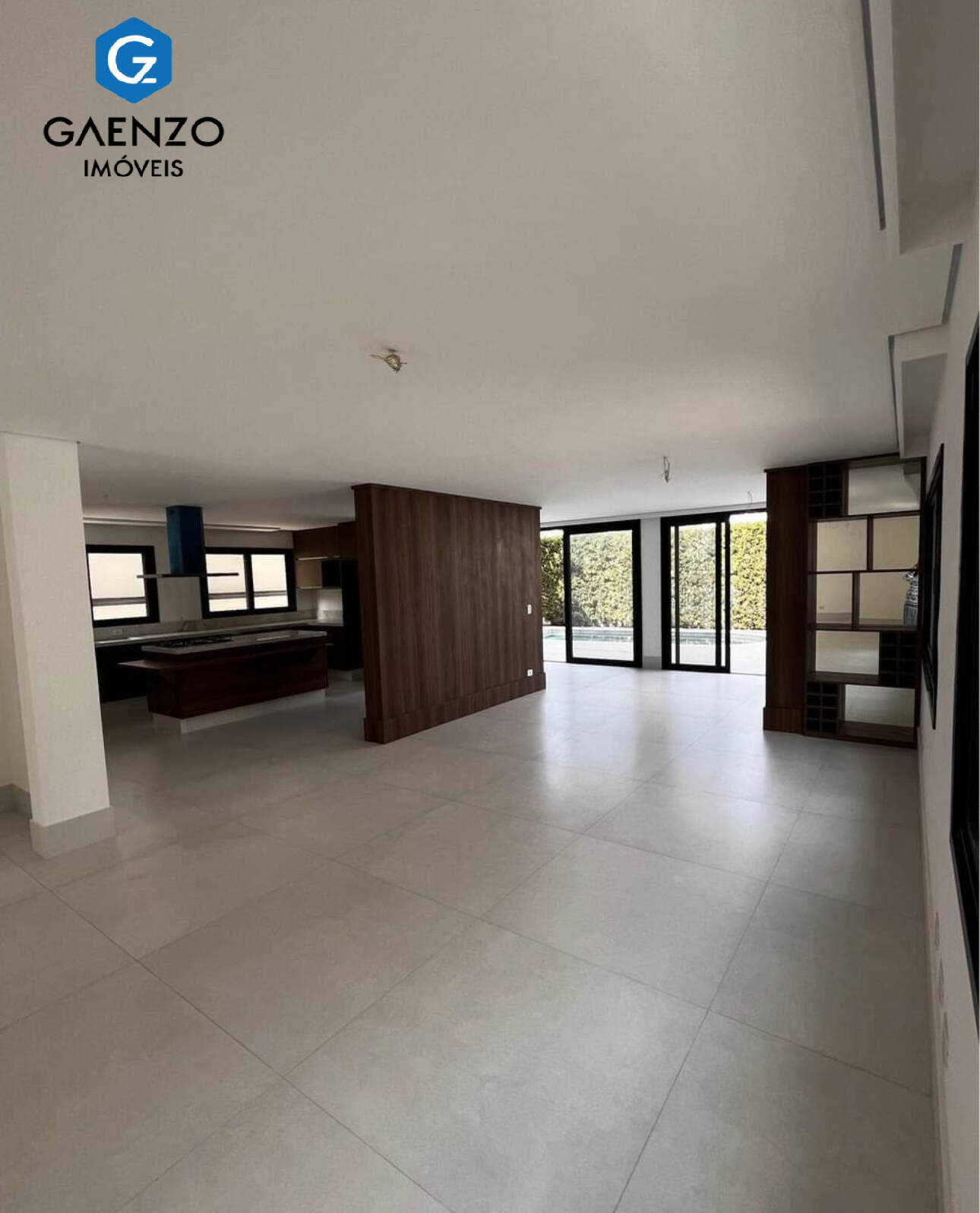 Casa de Condomínio à venda com 4 quartos, 320m² - Foto 5