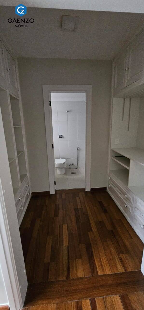 Casa de Condomínio à venda com 4 quartos, 350m² - Foto 12