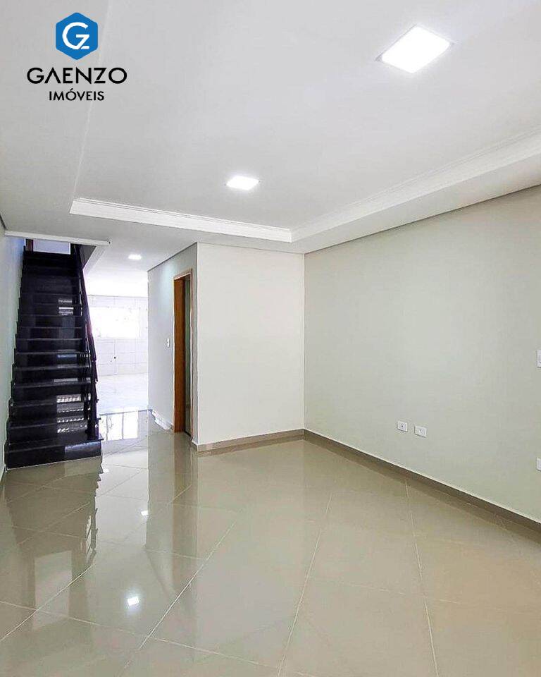 Sobrado à venda com 3 quartos, 150m² - Foto 2