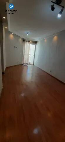 Apartamento à venda com 2 quartos, 54m² - Foto 2