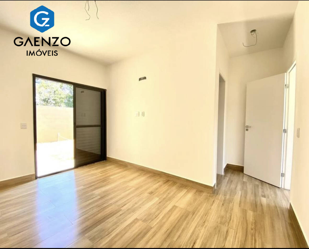 Casa de Condomínio à venda com 3 quartos, 245m² - Foto 5