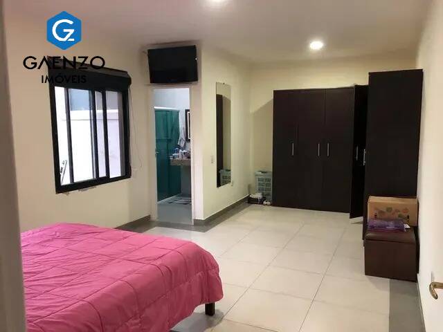 Sobrado à venda com 3 quartos, 244m² - Foto 11