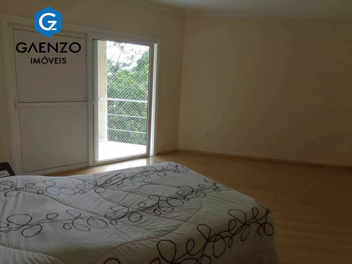 Casa de Condomínio à venda com 4 quartos, 380m² - Foto 12