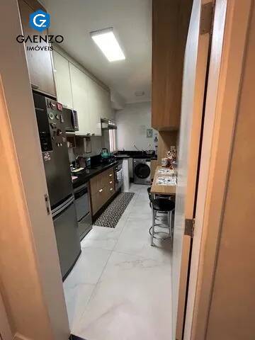 Apartamento à venda com 3 quartos, 73m² - Foto 4