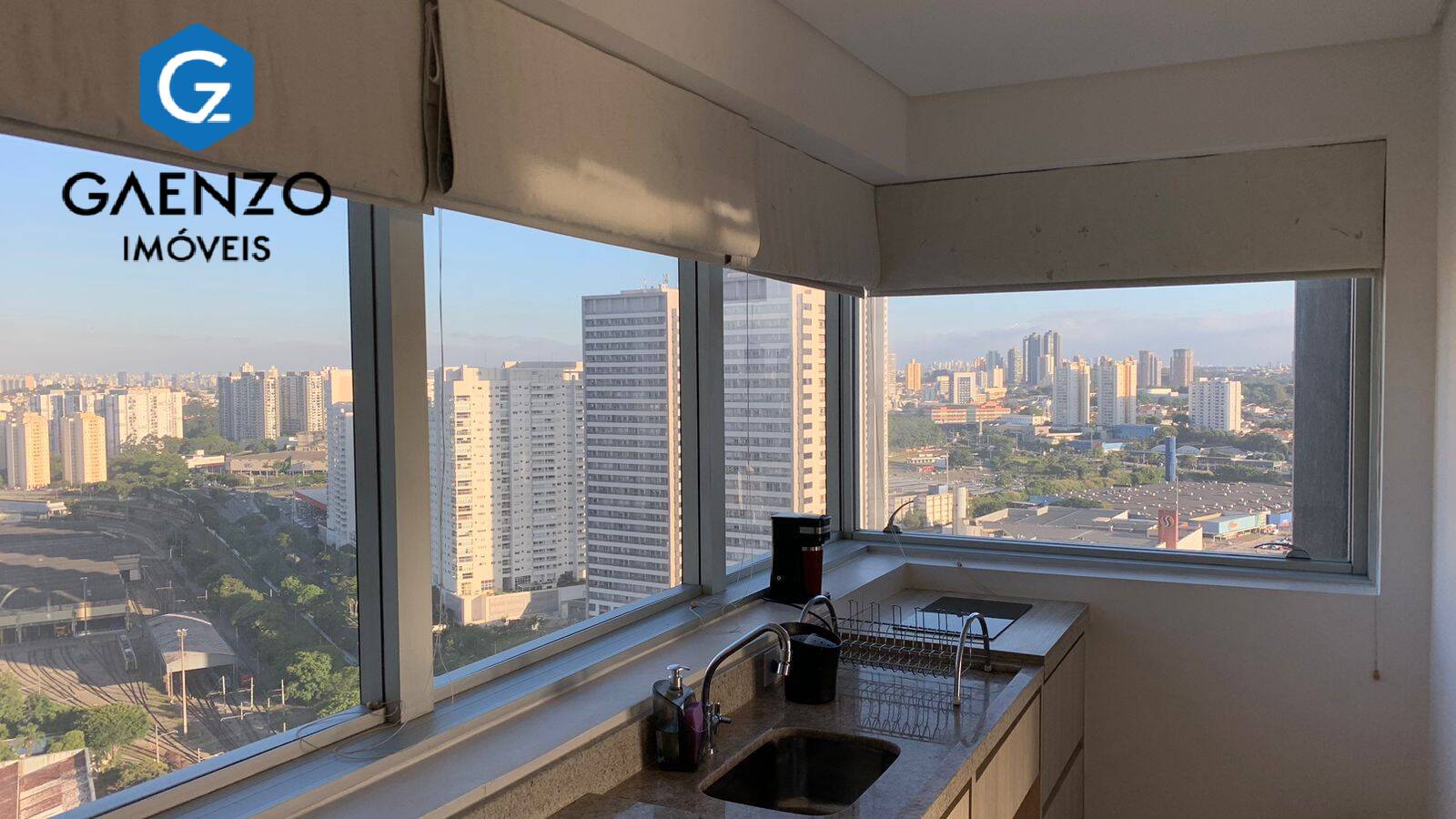 Apartamento à venda com 1 quarto, 45m² - Foto 1