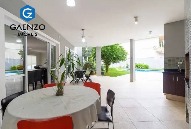 Casa à venda com 6 quartos, 750m² - Foto 5