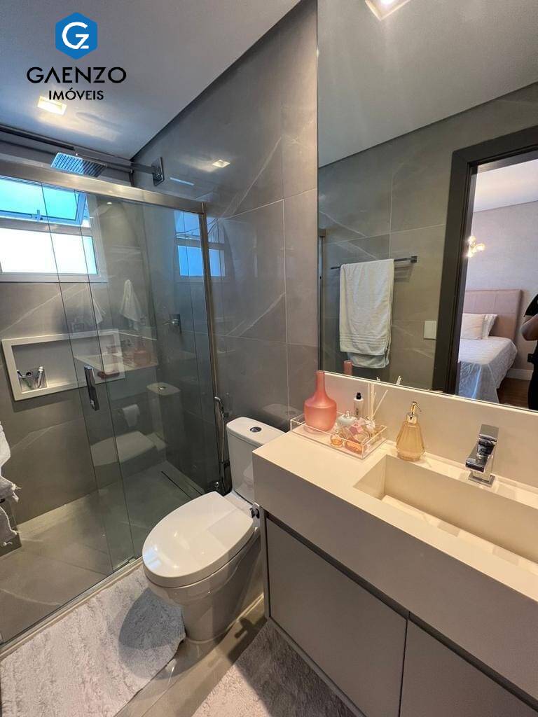 Apartamento à venda com 4 quartos, 250m² - Foto 9