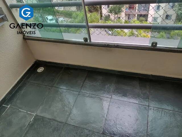 Apartamento à venda com 2 quartos, 57m² - Foto 13