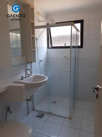 Apartamento à venda com 2 quartos, 66m² - Foto 2