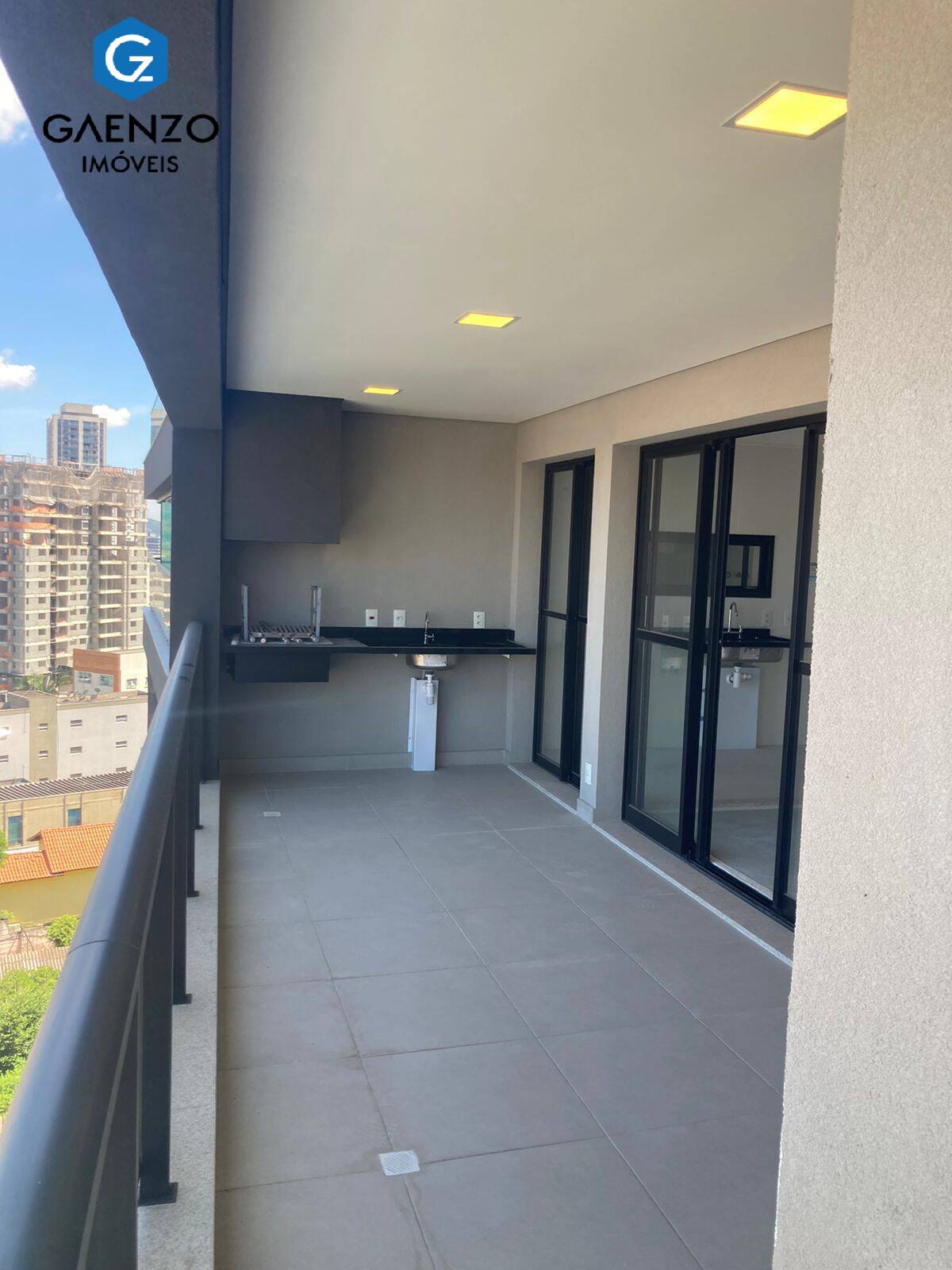 Apartamento à venda com 3 quartos, 115m² - Foto 9