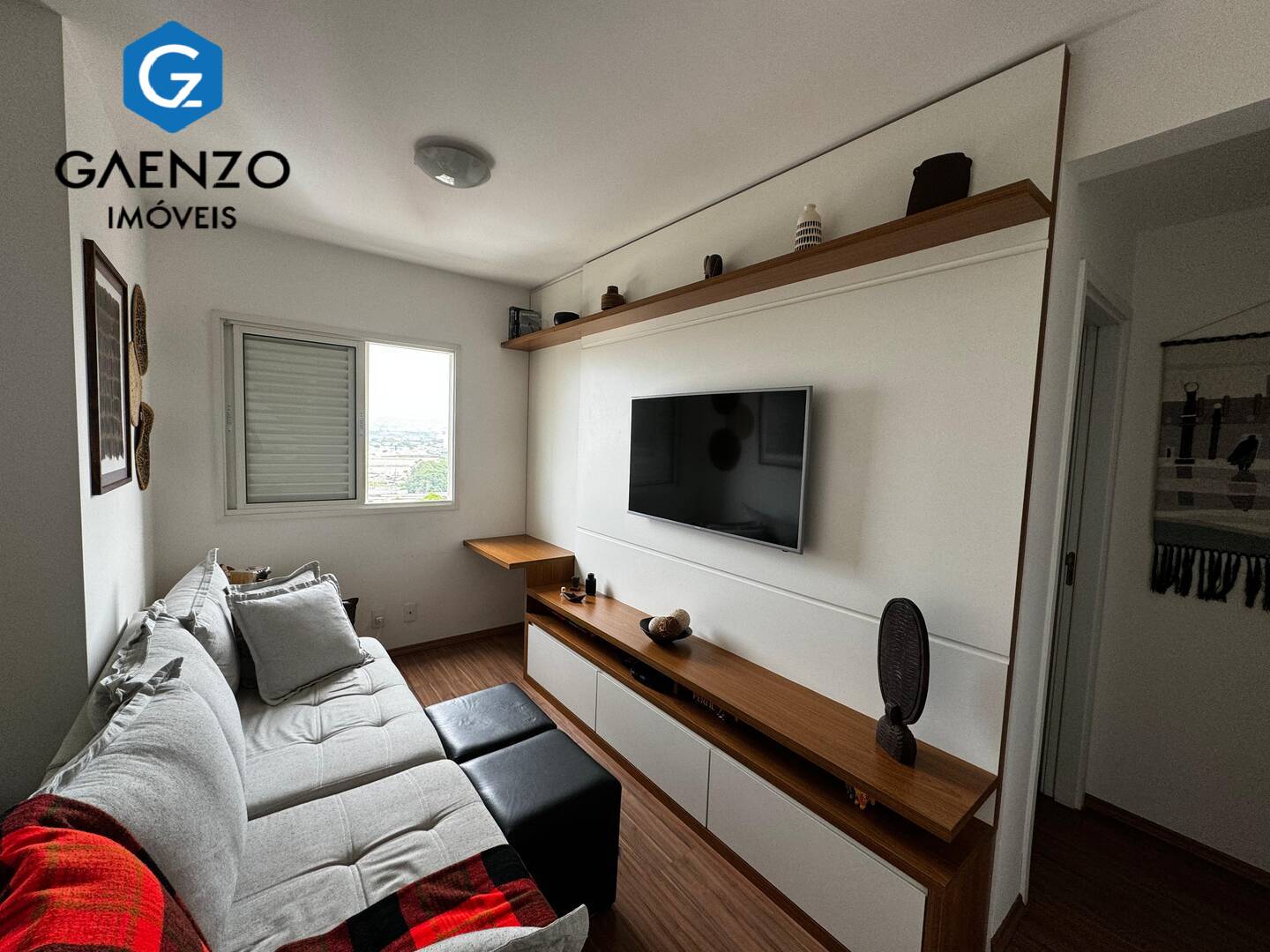 Apartamento à venda com 2 quartos, 77m² - Foto 5