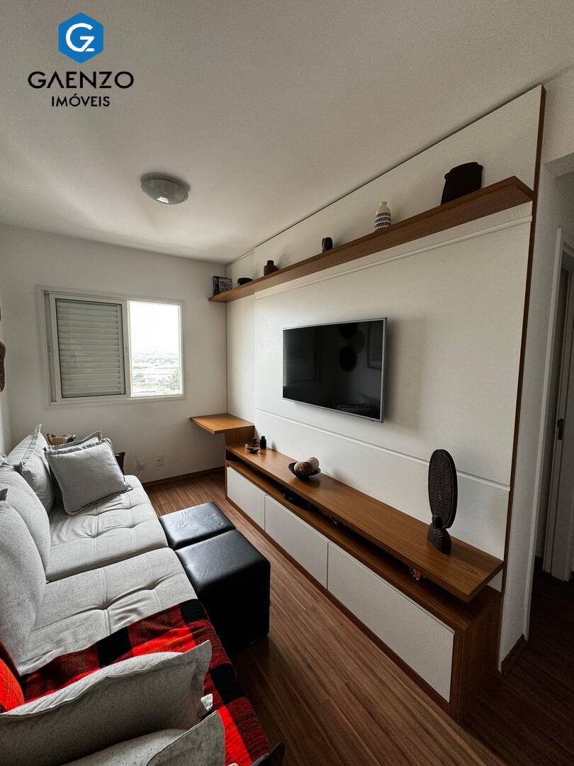 Apartamento à venda com 2 quartos, 77m² - Foto 8