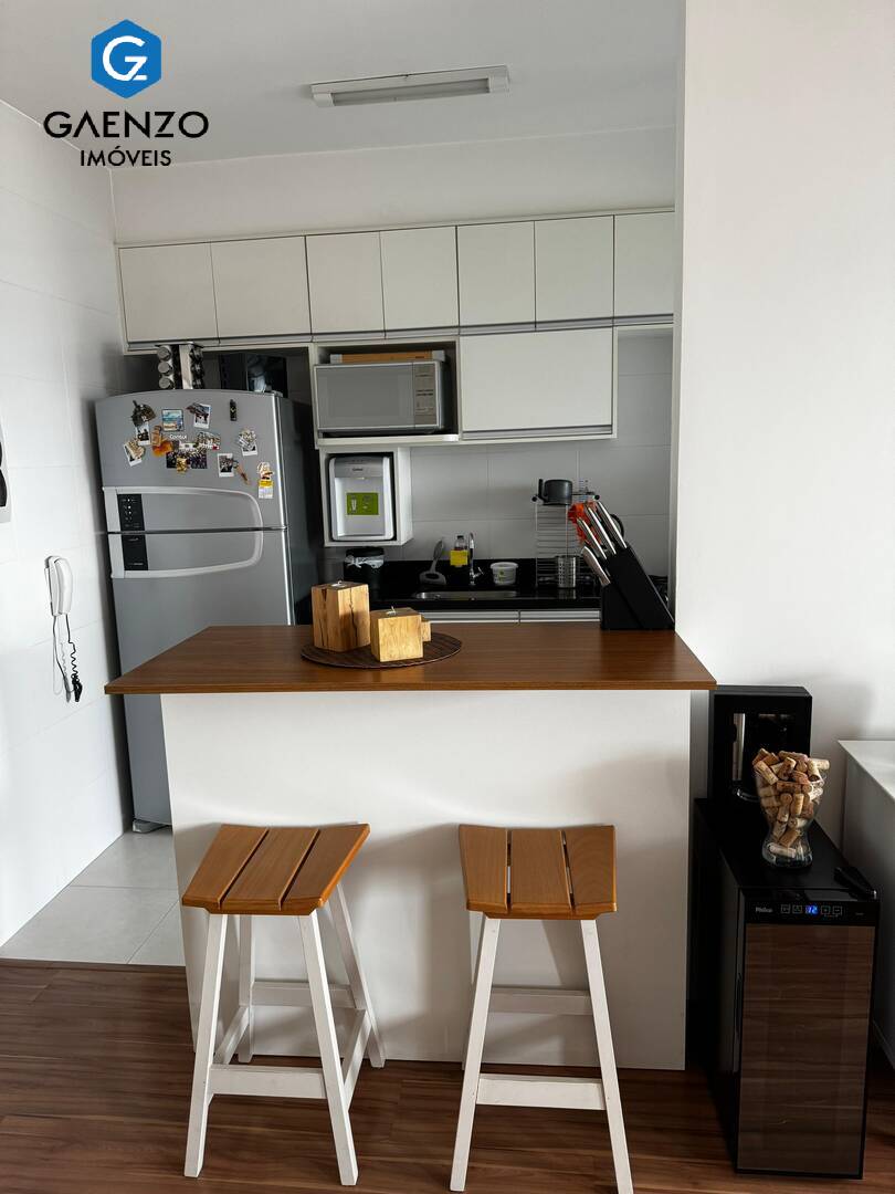 Apartamento à venda com 2 quartos, 77m² - Foto 9