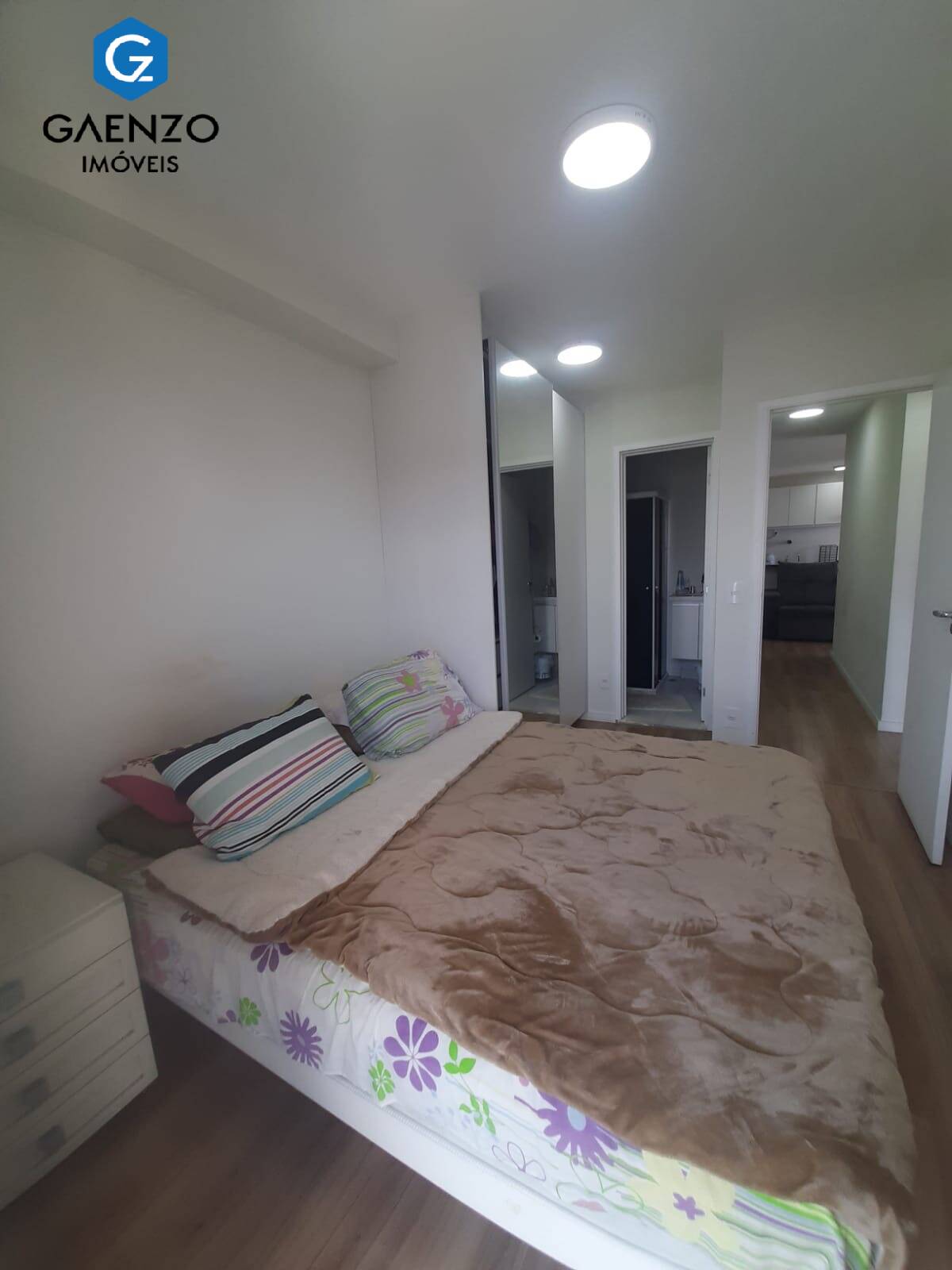 Apartamento à venda com 3 quartos, 87m² - Foto 10