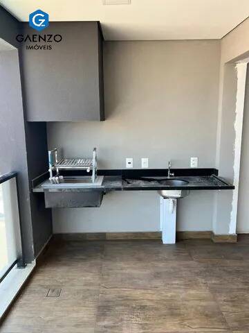 Apartamento à venda com 3 quartos, 115m² - Foto 3