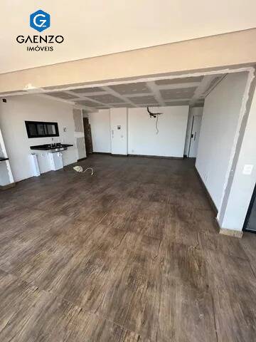 Apartamento à venda com 3 quartos, 115m² - Foto 2