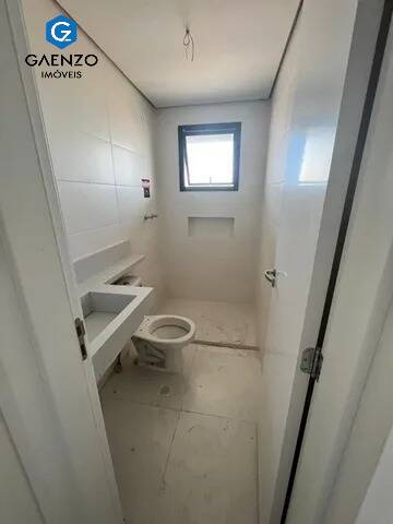 Apartamento à venda com 3 quartos, 115m² - Foto 10