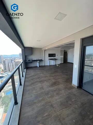 Apartamento à venda com 3 quartos, 115m² - Foto 1