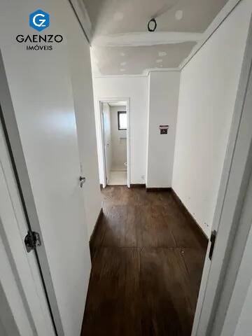 Apartamento à venda com 3 quartos, 115m² - Foto 11