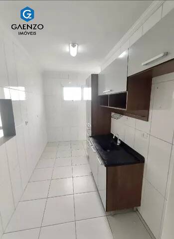 Apartamento à venda com 3 quartos, 77m² - Foto 4