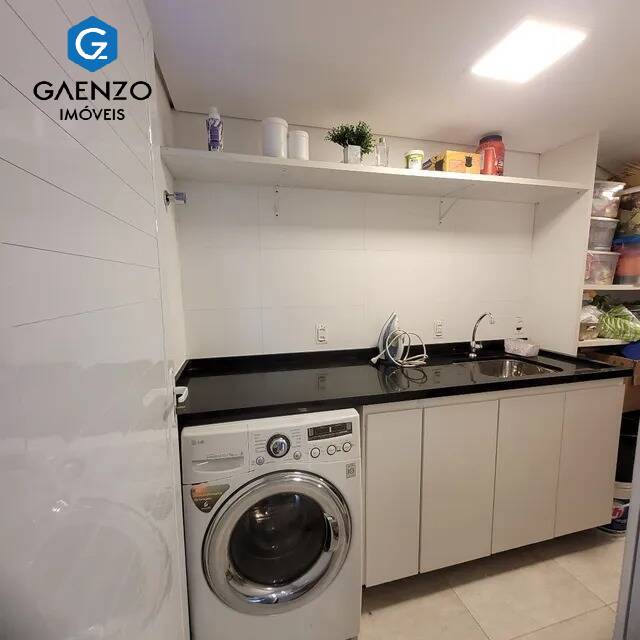 Casa à venda com 3 quartos, 180m² - Foto 17