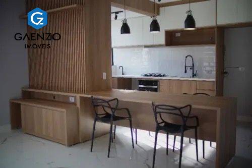 Apartamento à venda com 2 quartos, 61m² - Foto 1