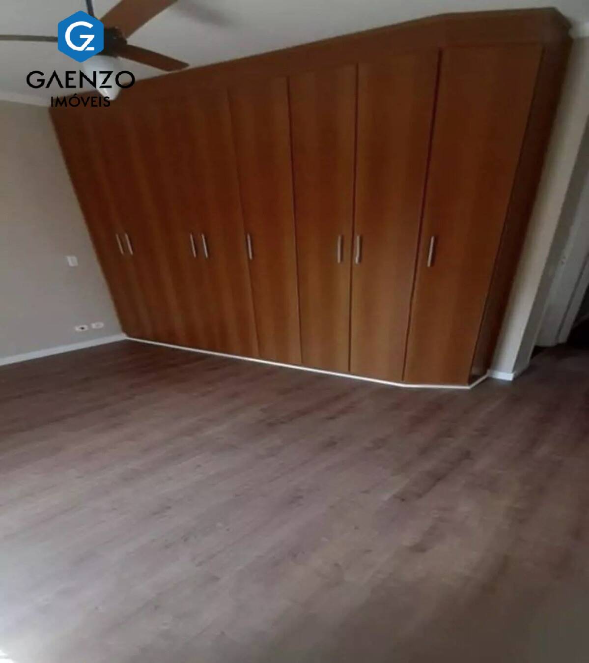 Sobrado à venda com 3 quartos, 220m² - Foto 3