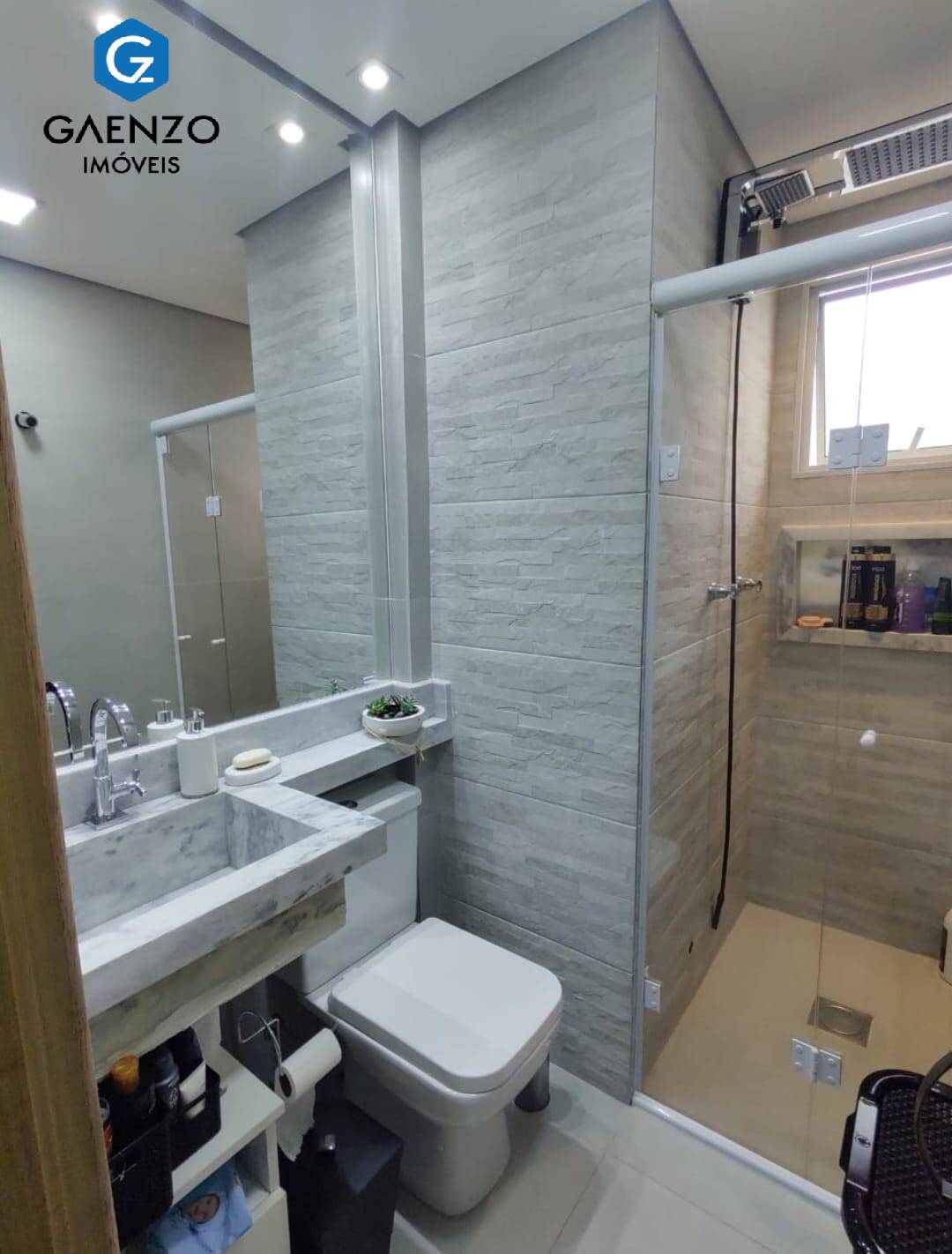 Sobrado à venda com 3 quartos, 170m² - Foto 2