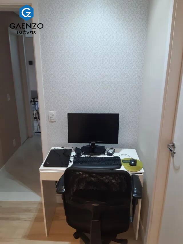 Apartamento à venda com 2 quartos, 62m² - Foto 9