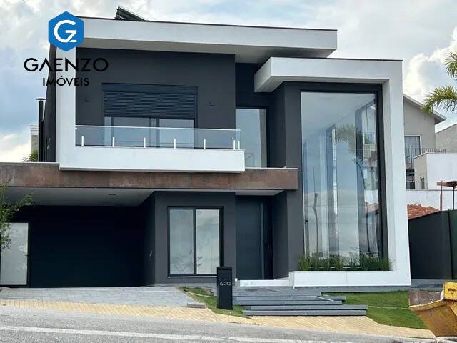 Casa de Condomínio à venda com 4 quartos, 356m² - Foto 1