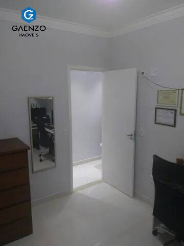 Apartamento à venda com 2 quartos, 55m² - Foto 11