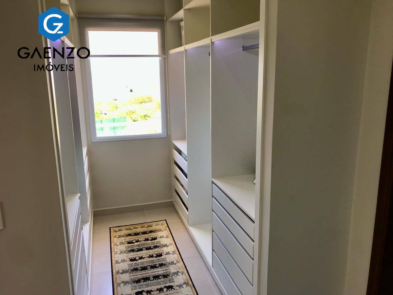 Casa de Condomínio à venda com 4 quartos, 300m² - Foto 22