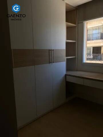 Apartamento à venda com 3 quartos, 107m² - Foto 4