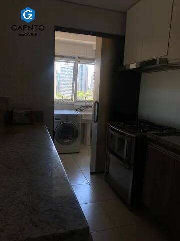 Apartamento à venda com 3 quartos, 107m² - Foto 9