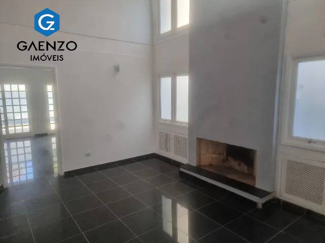 Casa de Condomínio para alugar com 4 quartos, 360m² - Foto 19