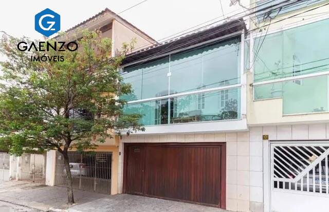 Casa à venda com 3 quartos, 206m² - Foto 1