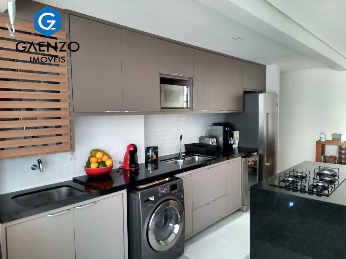 Apartamento à venda com 2 quartos, 81m² - Foto 2