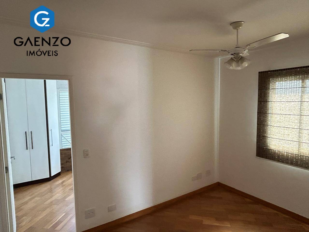 Casa de Condomínio para alugar com 3 quartos, 170m² - Foto 2