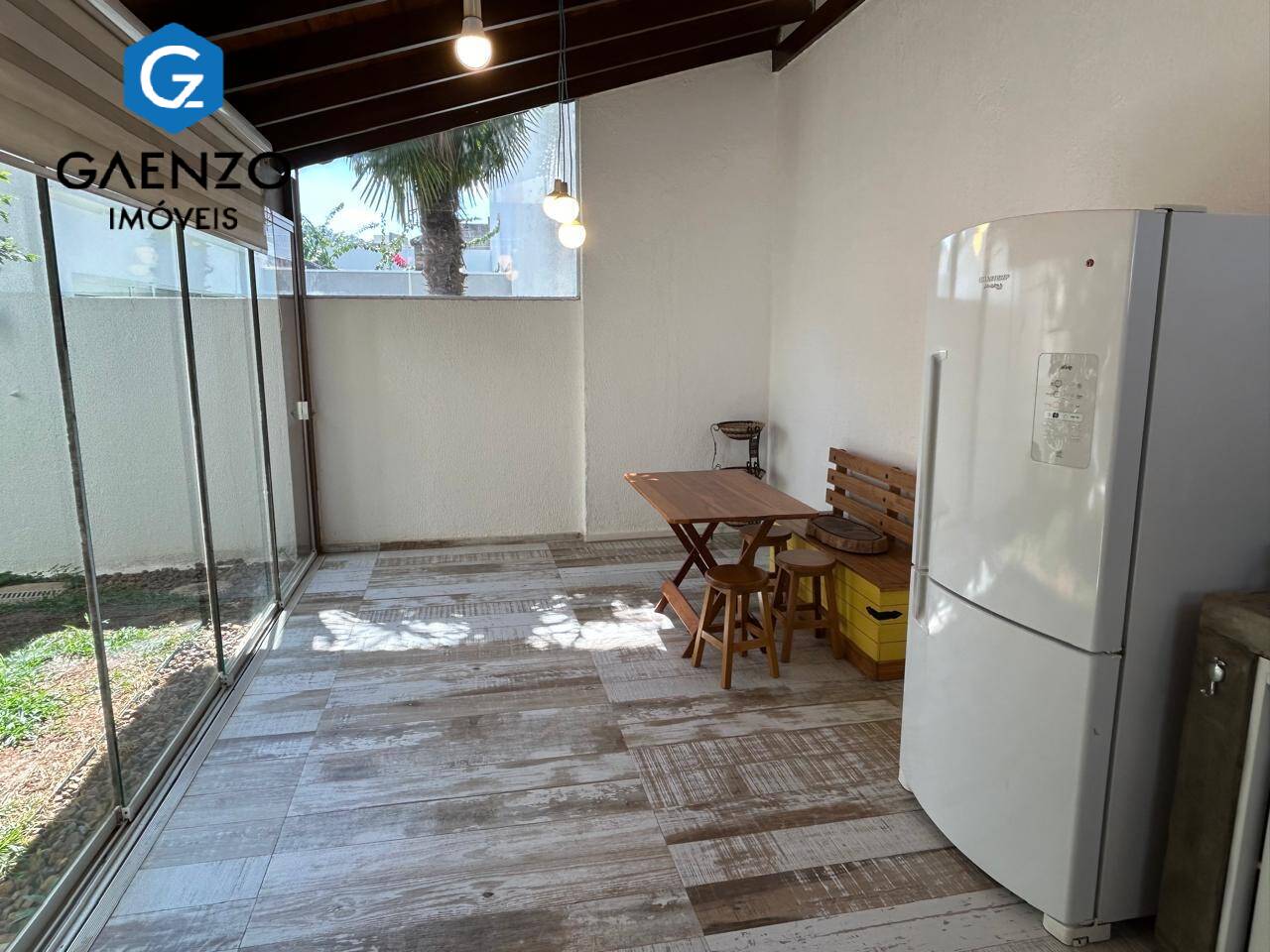 Casa de Condomínio para alugar com 3 quartos, 170m² - Foto 13