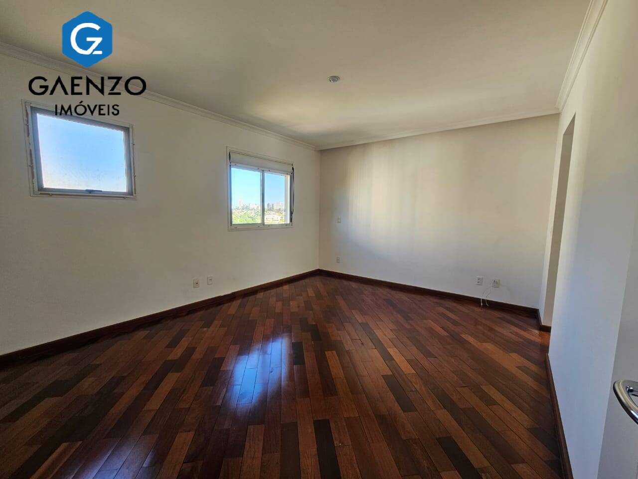 Apartamento para alugar com 2 quartos, 139m² - Foto 11