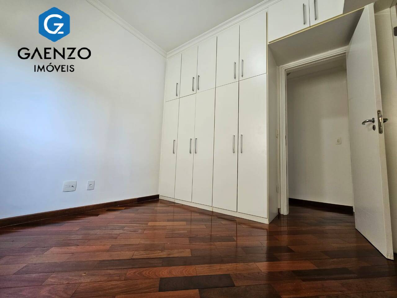 Apartamento para alugar com 2 quartos, 139m² - Foto 14