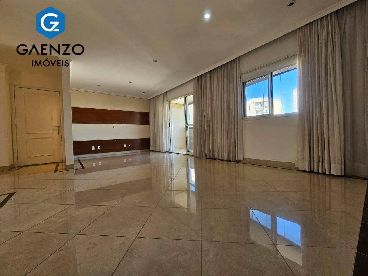 Apartamento para alugar com 2 quartos, 139m² - Foto 16