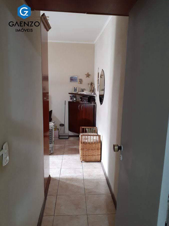 Apartamento à venda com 2 quartos, 69m² - Foto 4