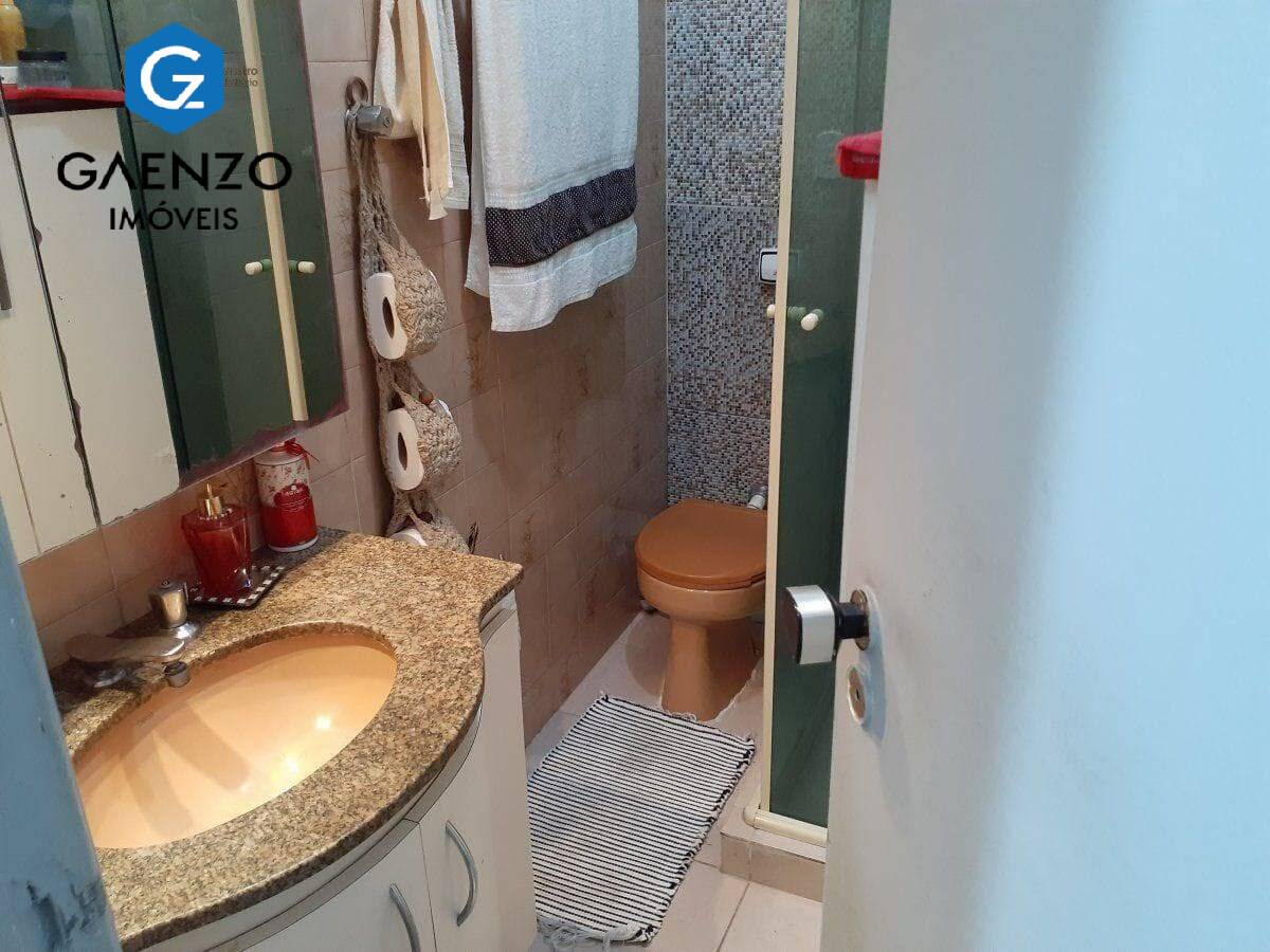 Apartamento à venda com 2 quartos, 69m² - Foto 33