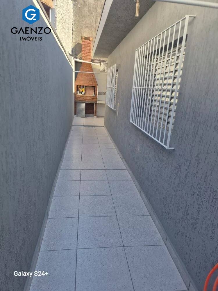 Casa à venda com 2 quartos, 60m² - Foto 7