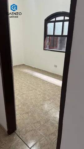 Casa para alugar com 3 quartos, 200m² - Foto 7