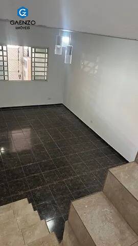 Casa para alugar com 3 quartos, 200m² - Foto 10